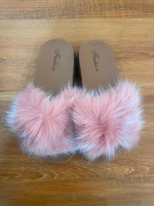 Fashion Fluffy Faux Fur Slides – Women's