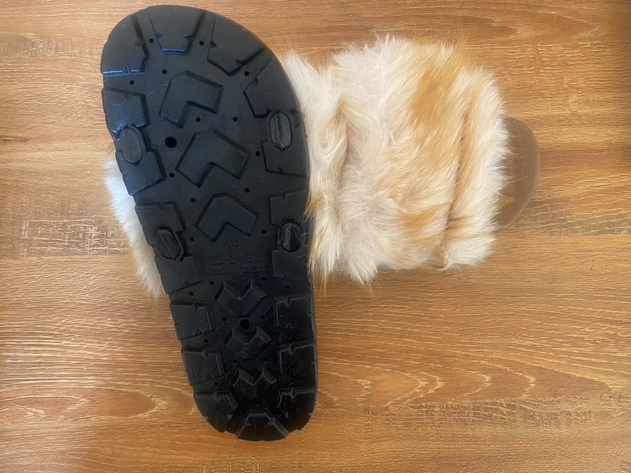 Fashion Fluffy Faux Fur Slides – Women's