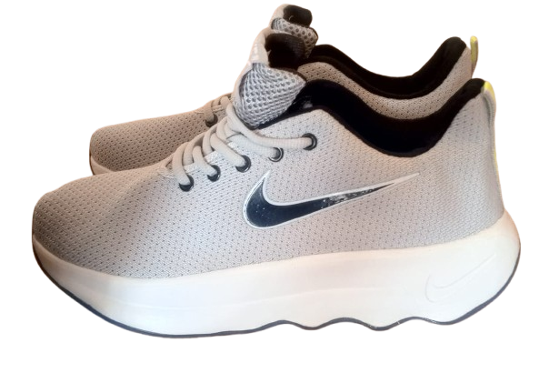 Nike Air Max Men's Sneaker – Grey
