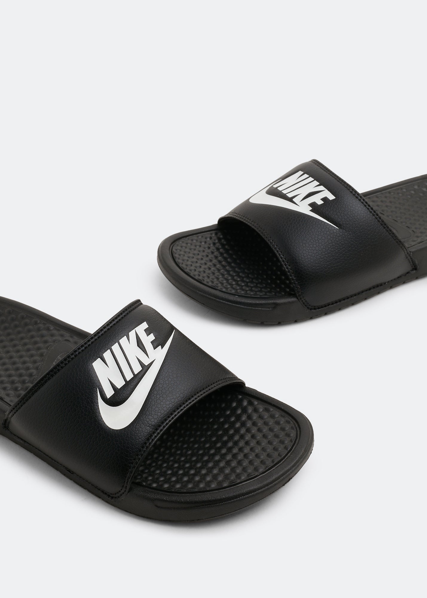 Nike Benassi JDI Slides